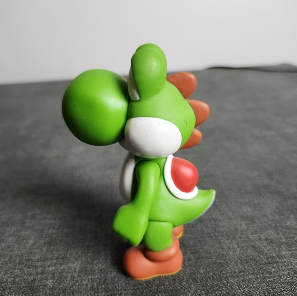 Nintendo 2007 Super Mario Yoshi Figure Collection Soft Vinyl Doll Mascot - Picture 3 of 6